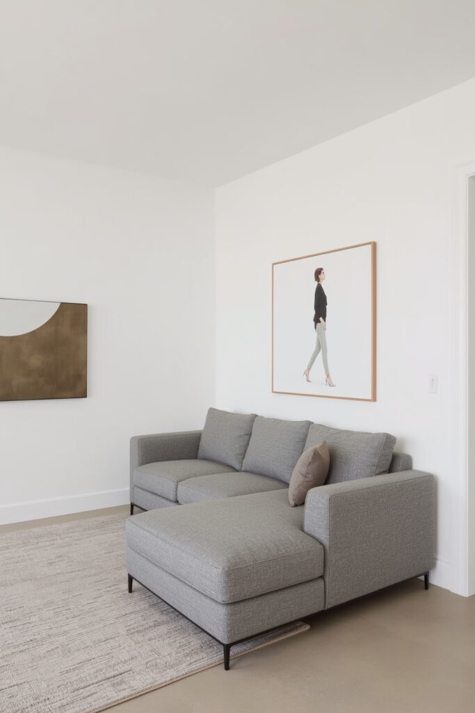 Minimalist Sectional for Urban Look