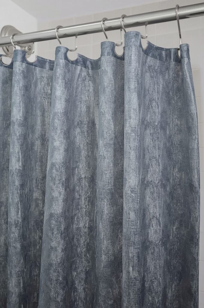 Expandable Shower Curtain Rod with Shelves