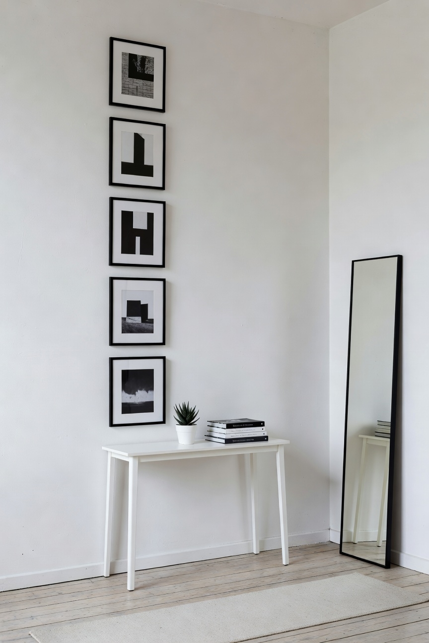 black and white minimalist displays